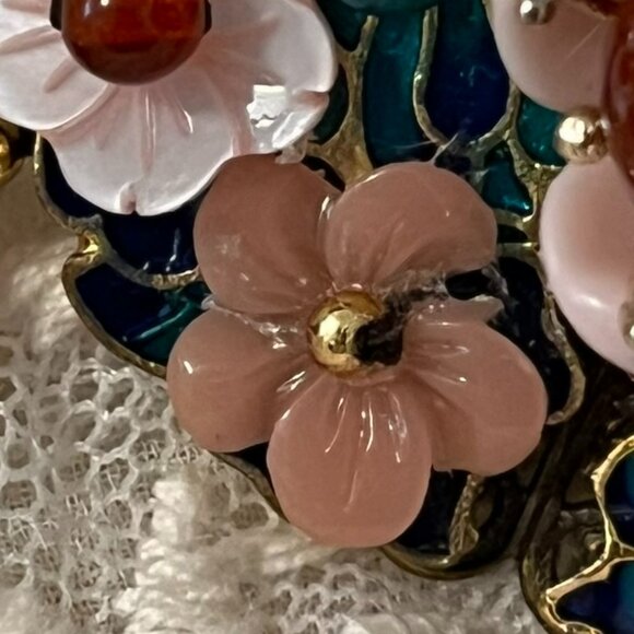 🌸 Enchanted Garden Hair Clip – Petals, Pastels & Poetic Sparkle 💫 - Picture 4 of 5